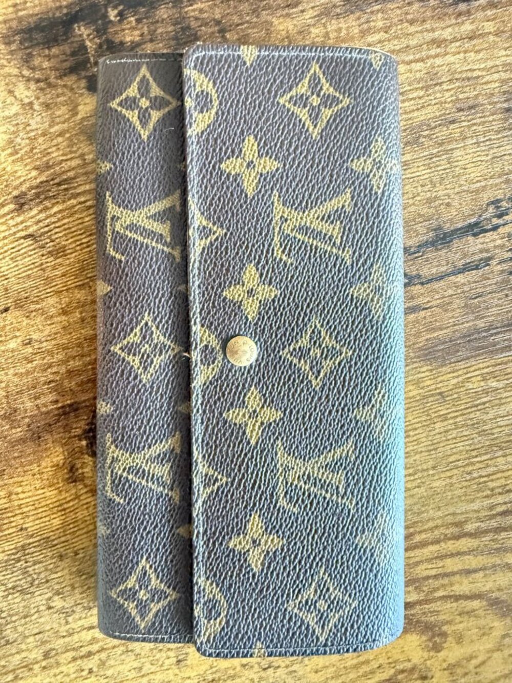 Louis Vuitton Monogram Sarah Long Wallet Snap Made in France LegitGrails Authent